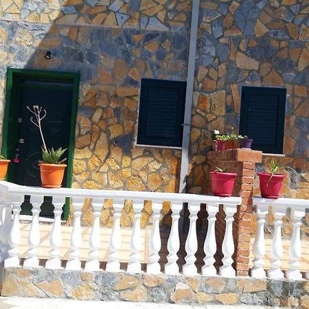 Villa Fredi 奥里库姆 外观 照片