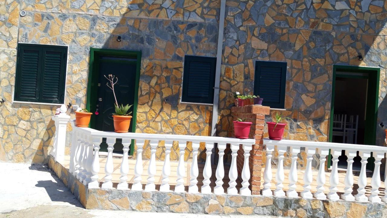 Villa Fredi 奥里库姆 外观 照片